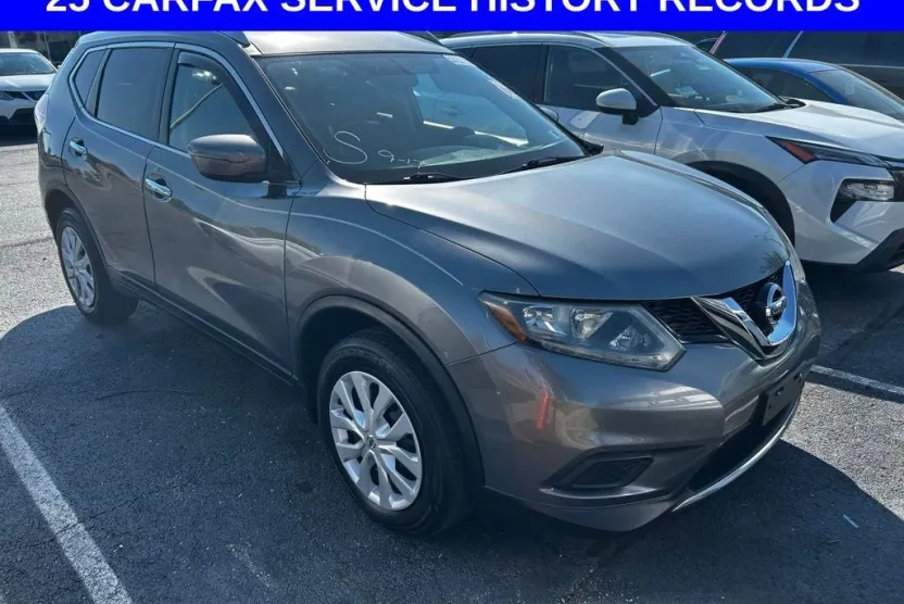 2016 Nissan Rogue S photo 1