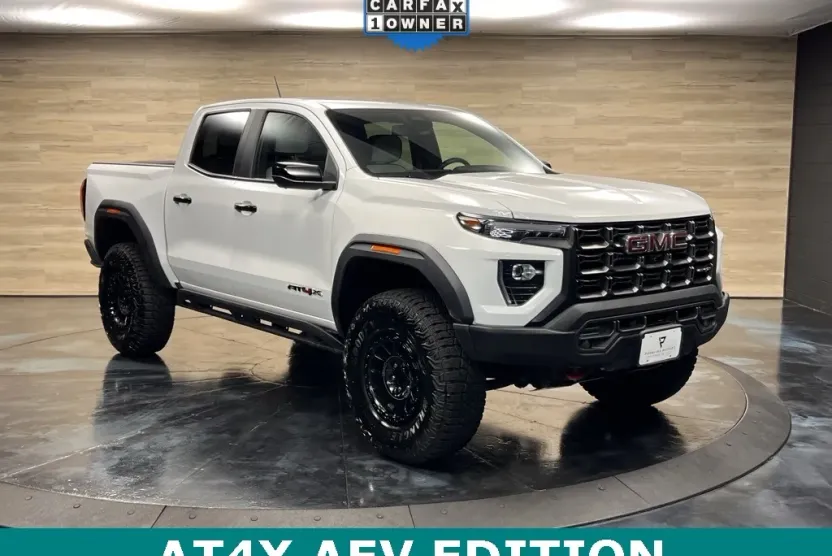 2025 Gmc Canyon AT4X photo 1