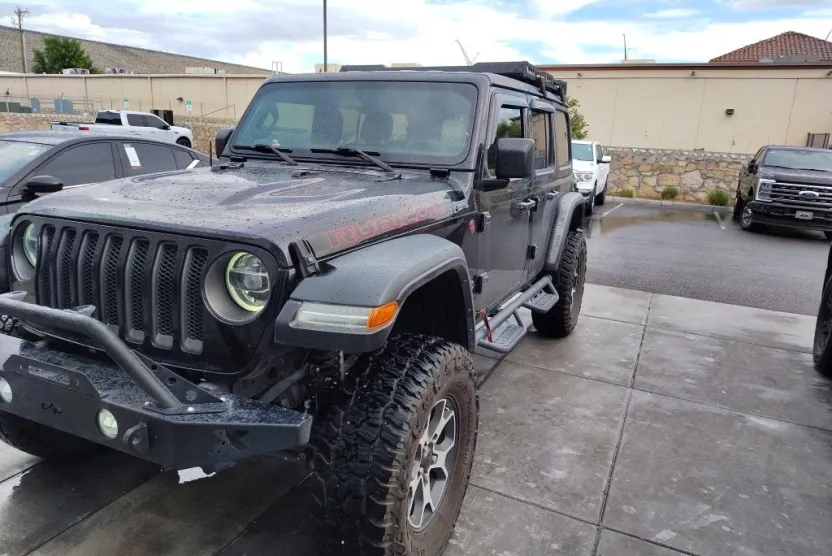 2021 Jeep Wrangler Unlimited Rubicon photo 1