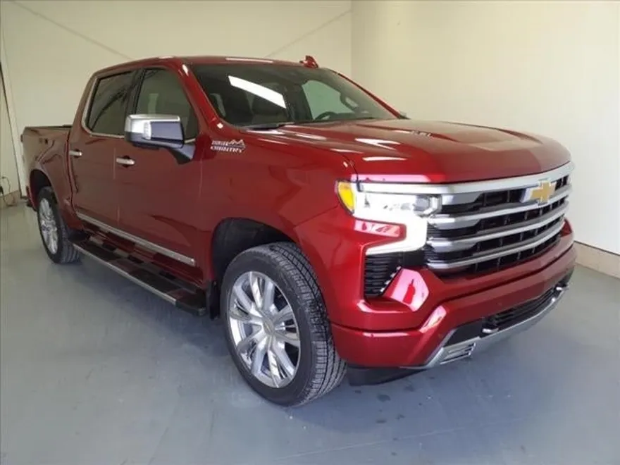 2024 Chevrolet Silverado 1500 High Country photo 1
