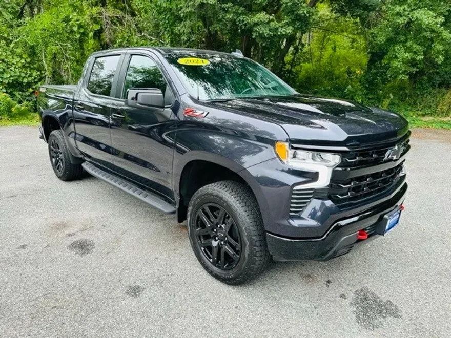 2024 Chevrolet Silverado 1500 LT Trail Boss photo 1