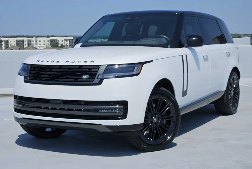 2025 Land Rover Range Rover SE photo 1