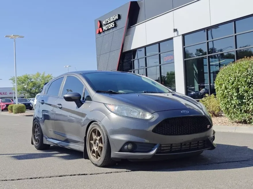 2018 Ford Fiesta ST photo 1