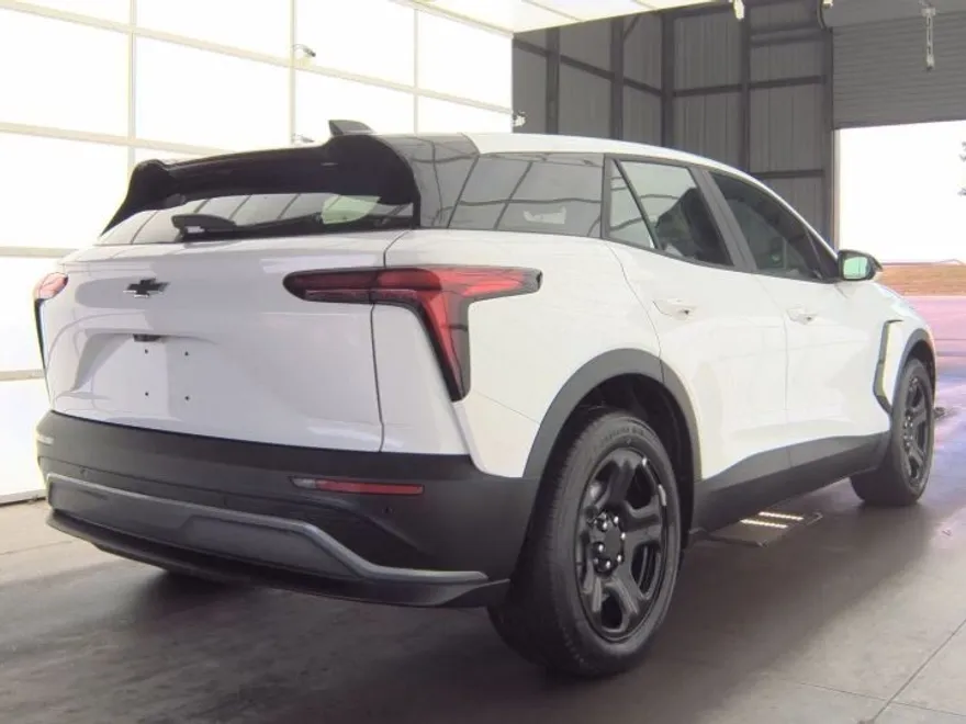 2025 Chevrolet Blazer EV photo 1