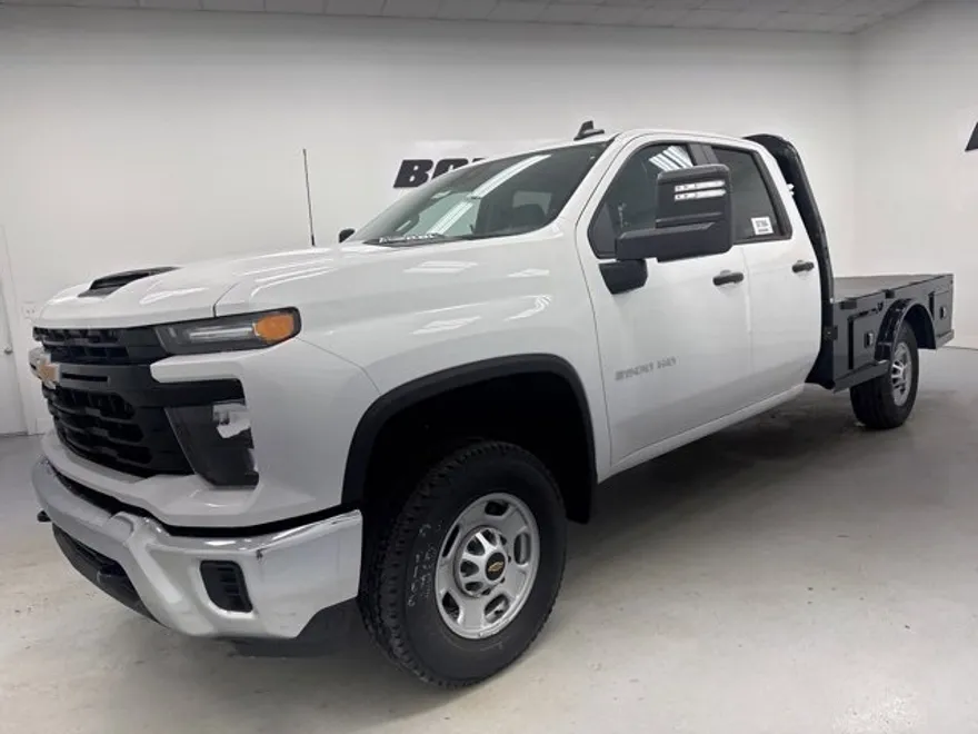 2025 Chevrolet Silverado 2500HD photo 1