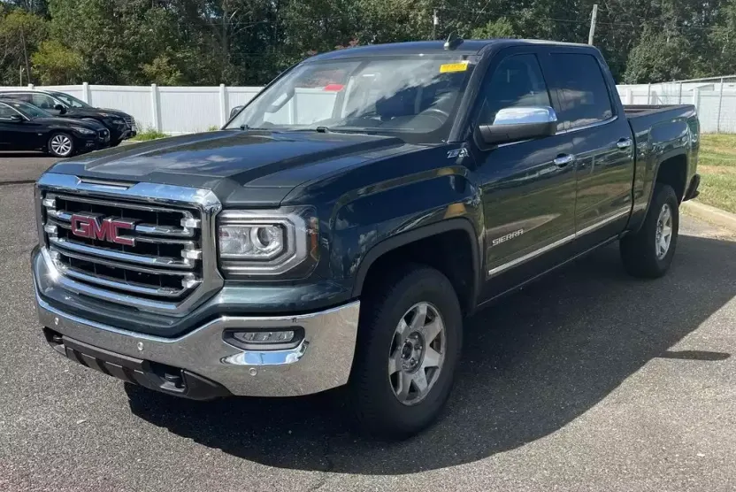 2018 Gmc Sierra 1500 SLT photo 1