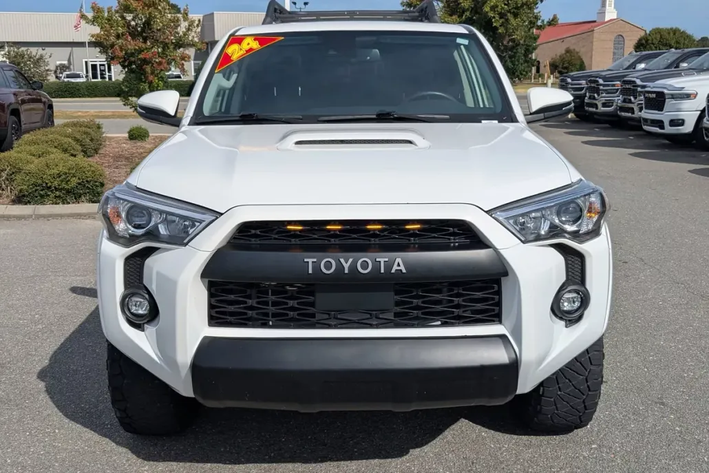 2024 Toyota 4Runner TRD Premium photo 1