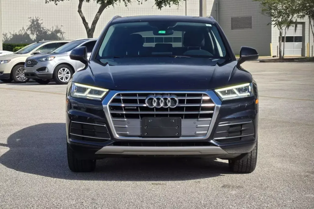 2019 Audi Q5 Premium Plus 45 TFSI photo 1