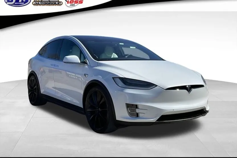 2017 Tesla Model X 75D photo 1
