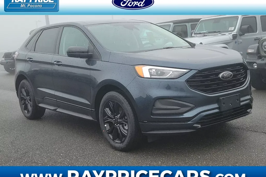 2024 Ford Edge SE photo 1