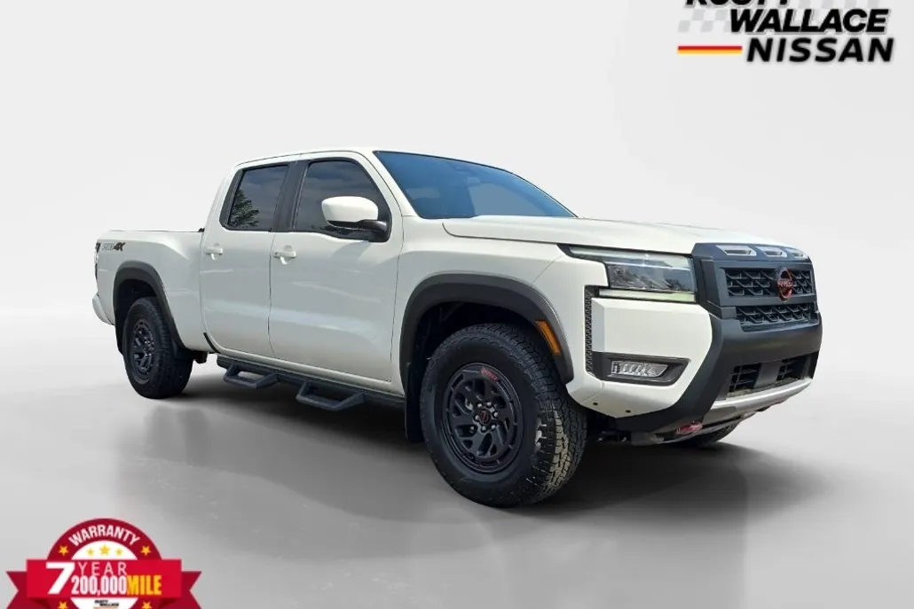 2025 Nissan Frontier PRO-4X photo 1