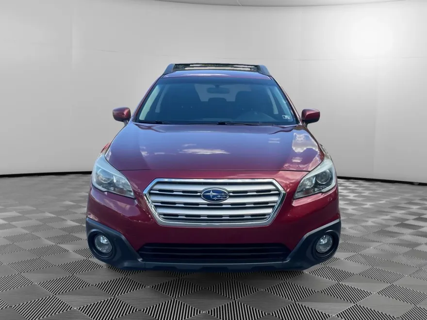 2017 Subaru Outback Premium photo 1