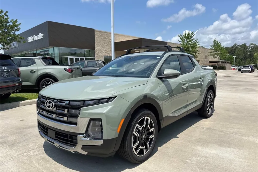 2025 Hyundai Santa Cruz Limited photo 1