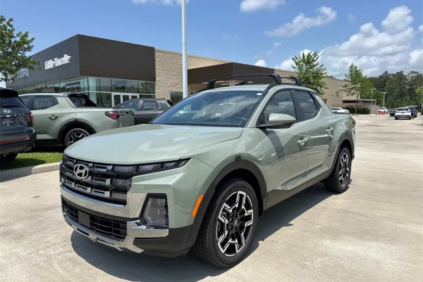 2025 Hyundai Santa Cruz Limited photo 1
