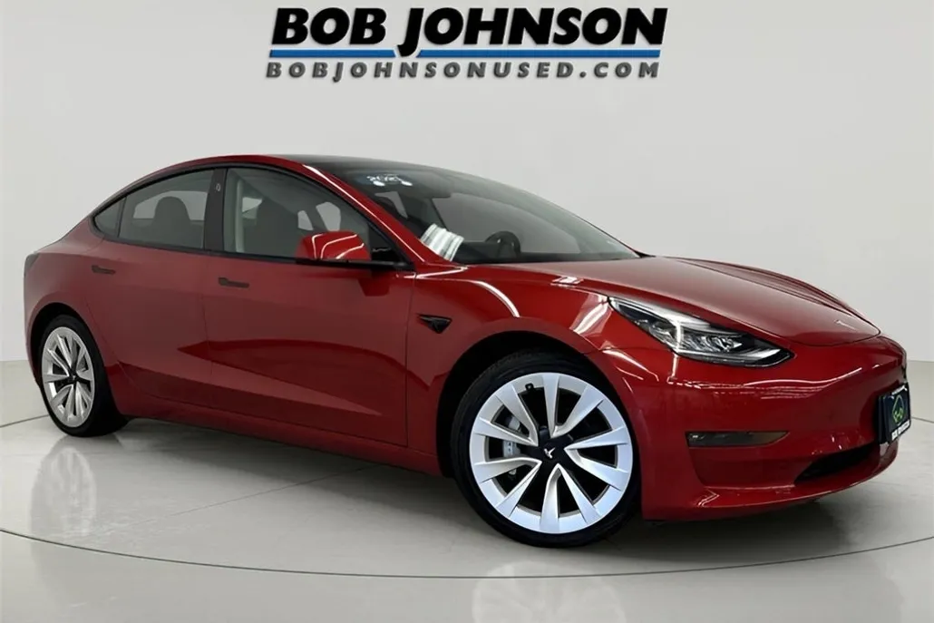 2021 Tesla Model 3 Long Range photo 1