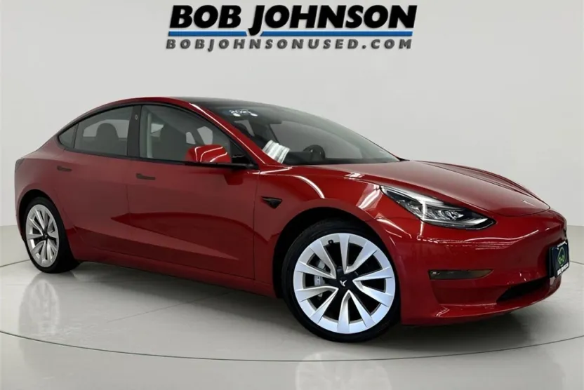 2021 Tesla Model 3 Long Range photo 1
