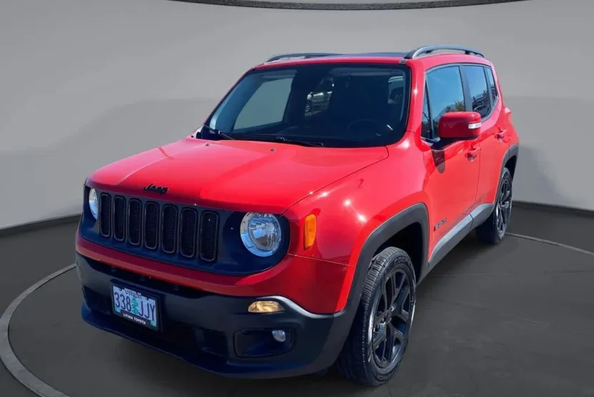 2017 Jeep Renegade Latitude North Edition photo 1