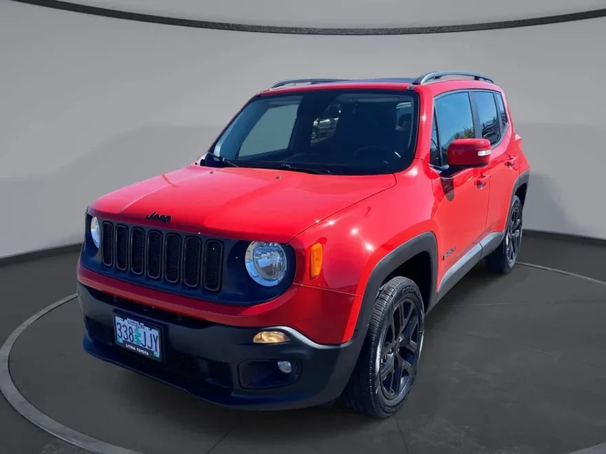2017 Jeep Renegade Latitude North Edition photo 1