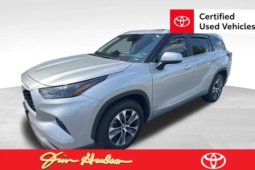 2023 Toyota Highlander Hybrid XLE photo 1