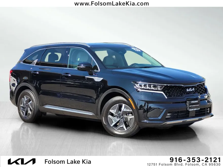 2023 Kia Sorento Hybrid EX photo 1