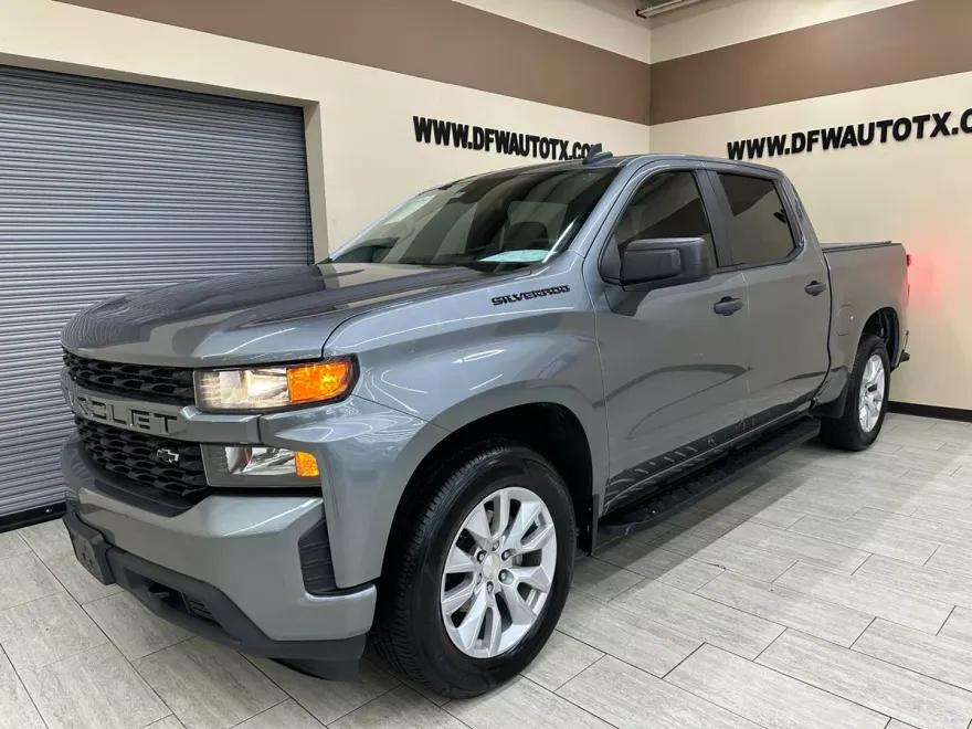 2022 Chevrolet Silverado 1500 photo 1