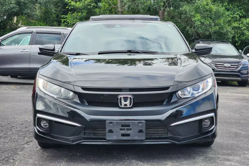 2019 Honda Civic EX photo 1