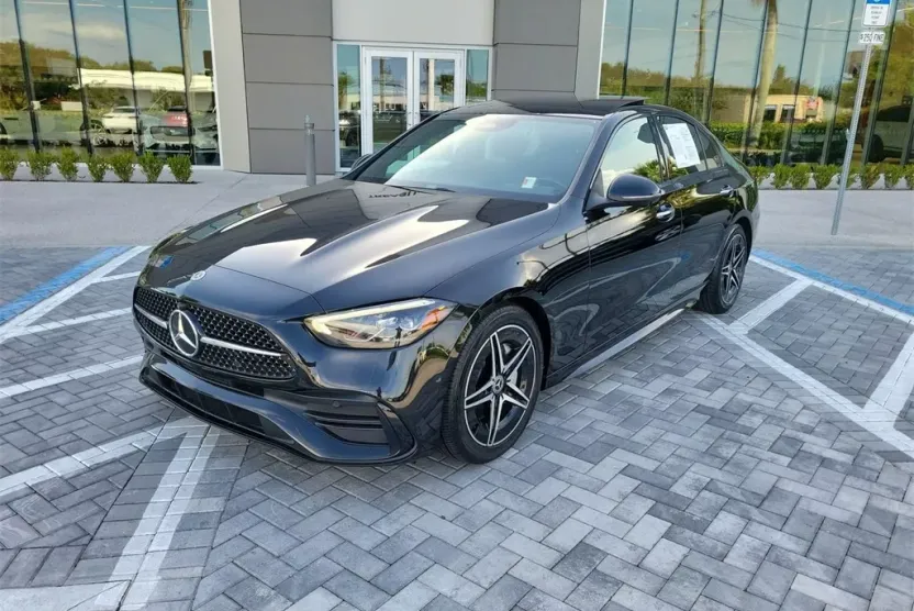 2023 Mercedes Benz C 300 photo 1
