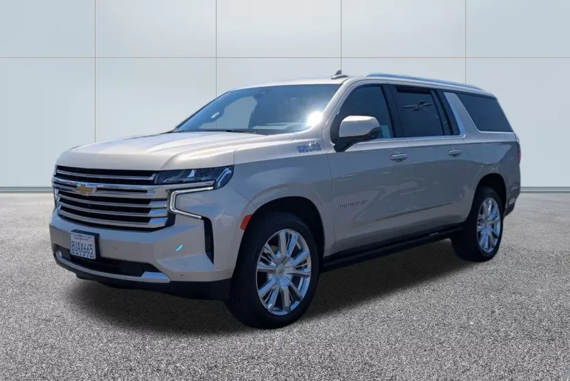 2021 Chevrolet Suburban High Country photo 1