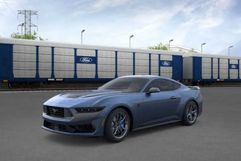2025 Ford Mustang Dark Horse Deluxe photo 1