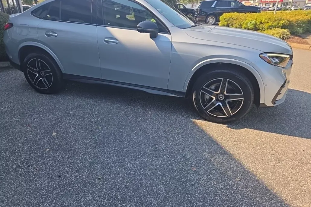 2025 Mercedes Benz GLC 300 Coupe photo 1