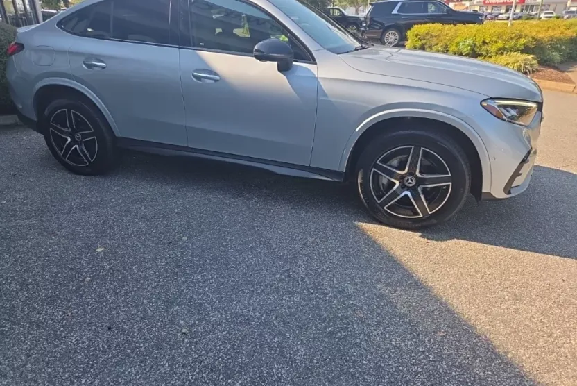 2025 Mercedes Benz GLC 300 Coupe photo 1