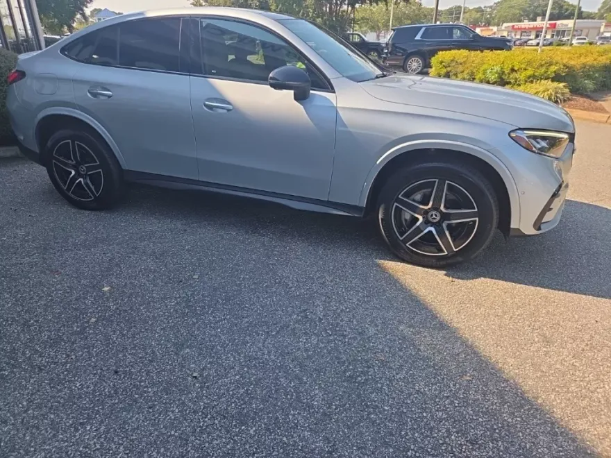 2025 Mercedes Benz GLC 300 Coupe photo 1