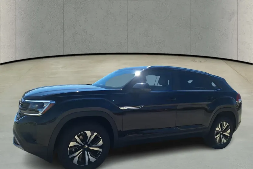 2026 Volkswagen Atlas Cross Sport SE photo 1