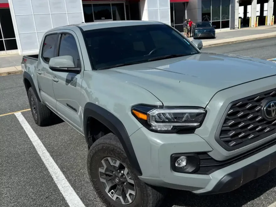 2023 Toyota Tacoma TRD Double Cab V6 photo 1