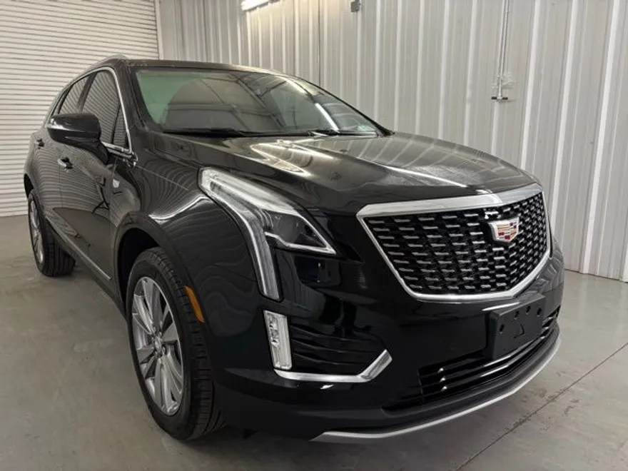 2024 Cadillac XT5 Premium Luxury photo 1