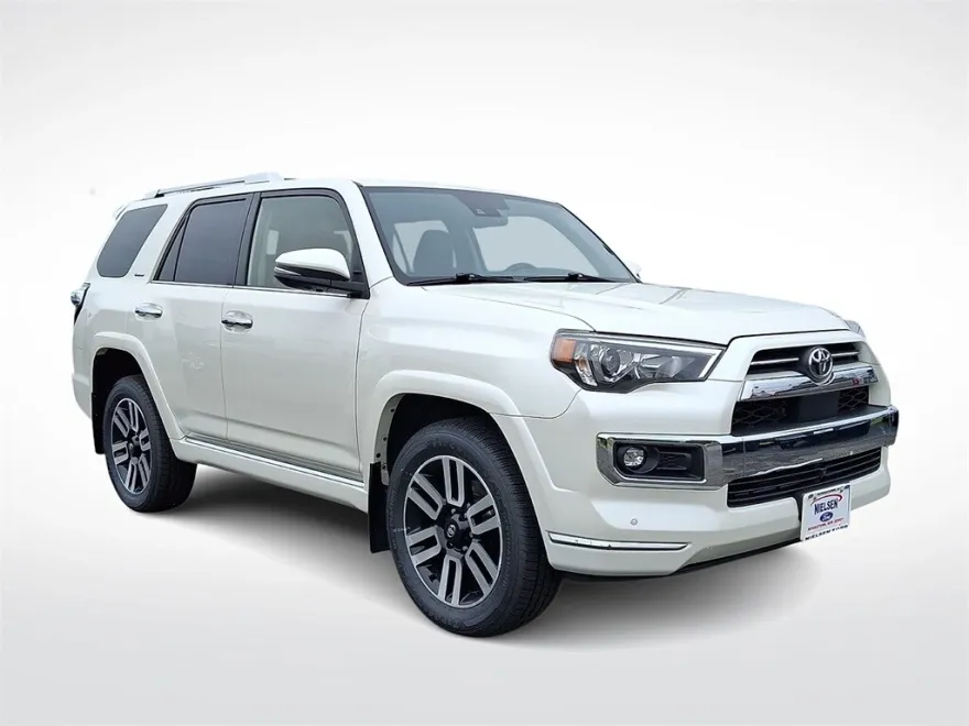 2022 Toyota 4Runner Limited photo 1