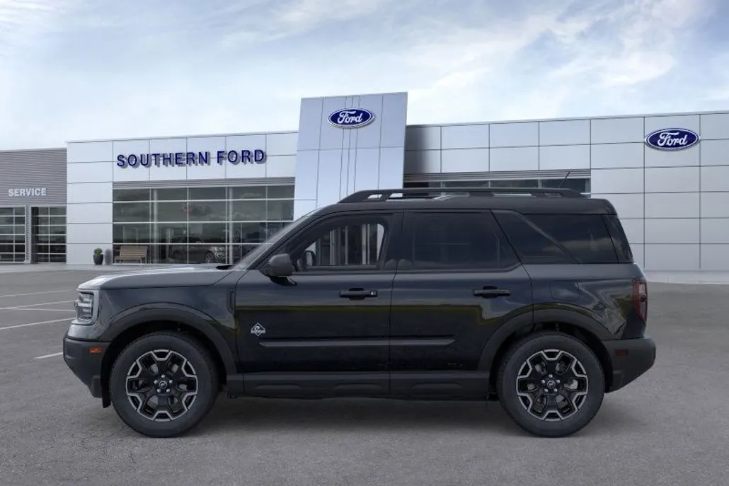 2025 Ford Bronco Sport Outer Banks photo 1