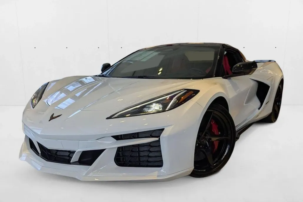 2025 Chevrolet Corvette E-Ray 1LZ photo 1