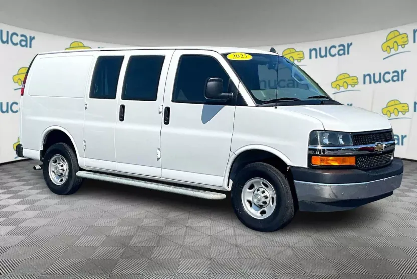 2025 Chevrolet Express Cargo 2500 photo 1