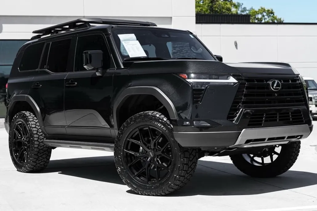 2024 Lexus GX 550 Overtrail photo 1