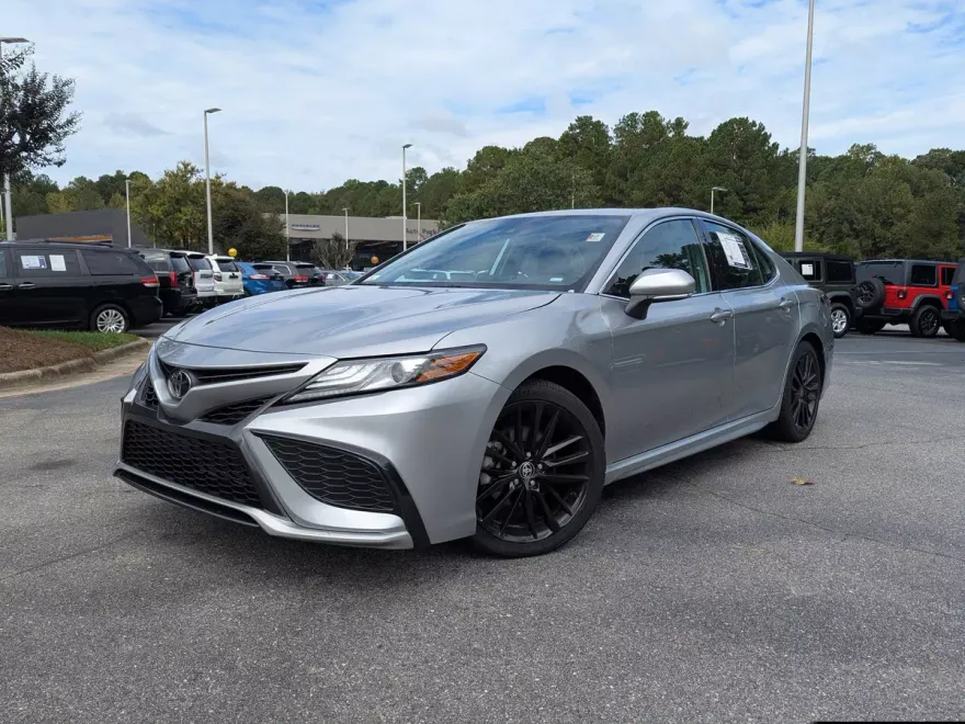 2023 Toyota Camry XSE photo 1