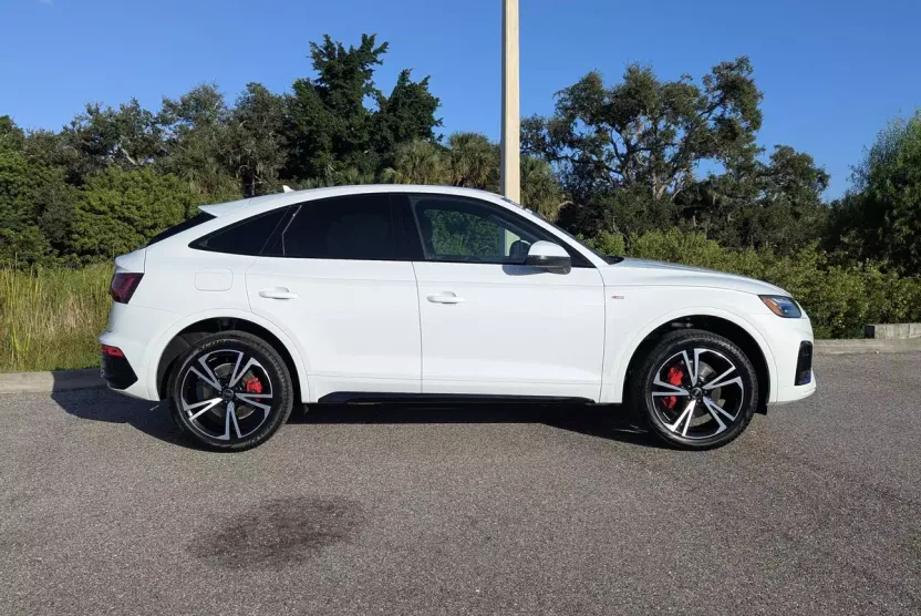 2025 Audi Q5 Sportback S line Premium Plus photo 1