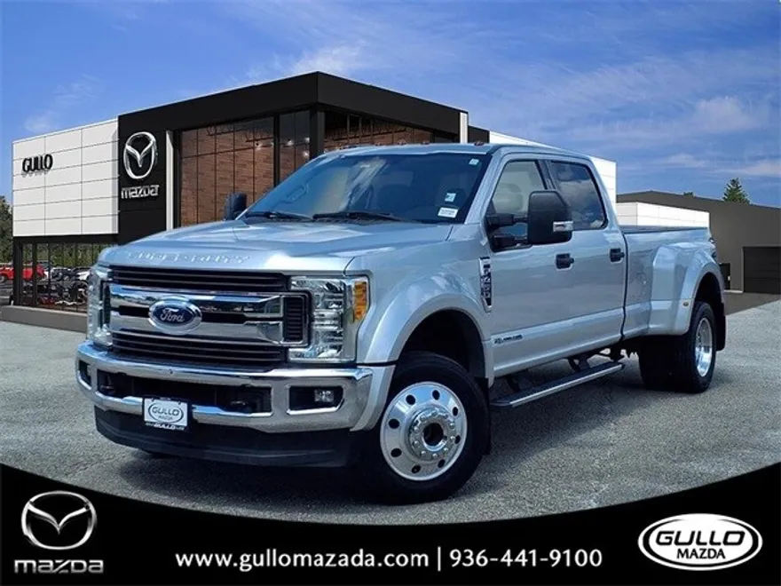 2017 Ford F-450 photo 1