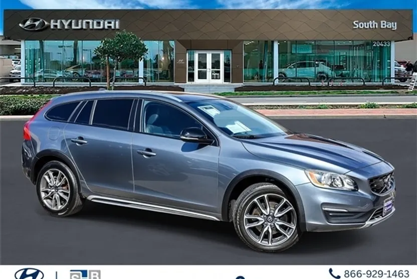 2018 Volvo V60 Cross Country T5 photo 1