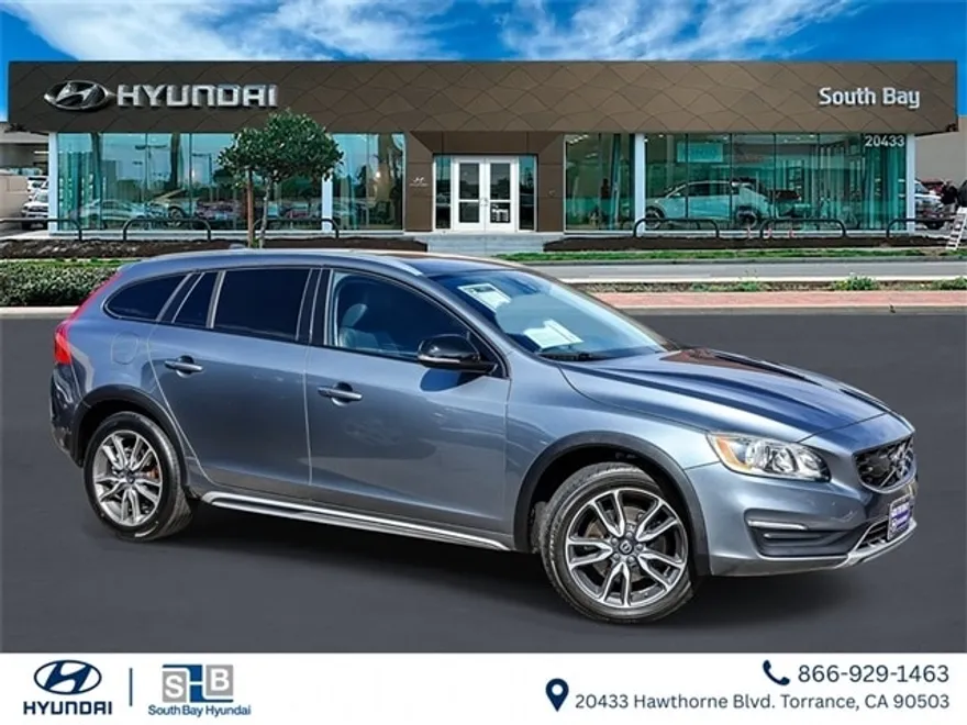 2018 Volvo V60 Cross Country T5 photo 1
