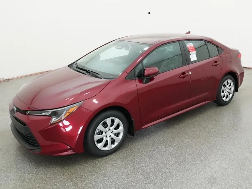 2026 Toyota Corolla LE photo 1