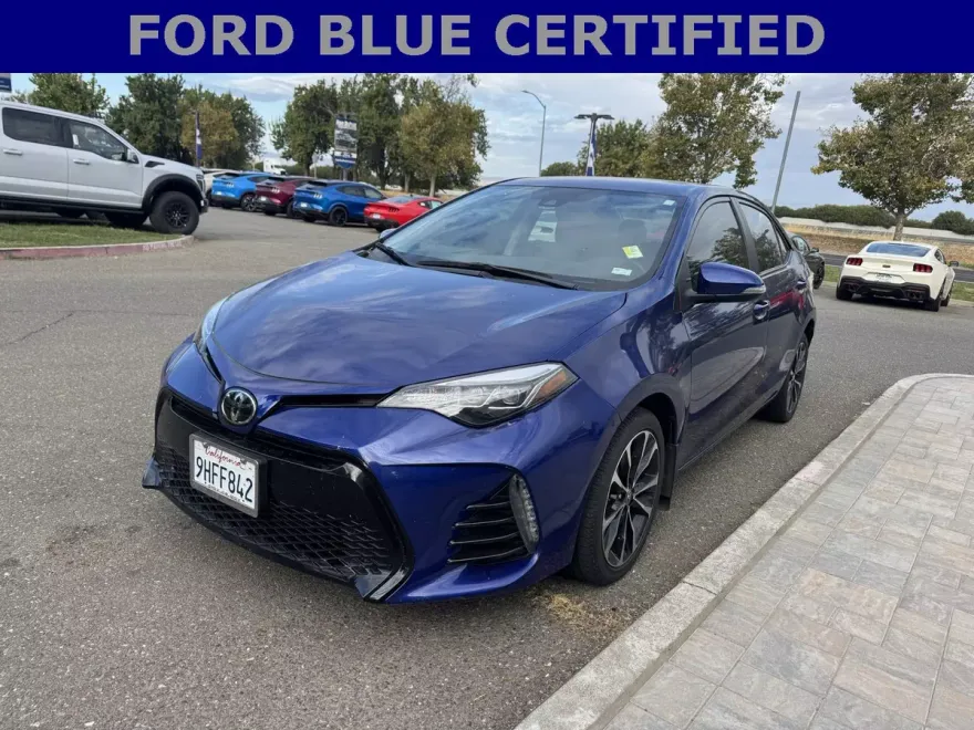 2017 Toyota Corolla L photo 1
