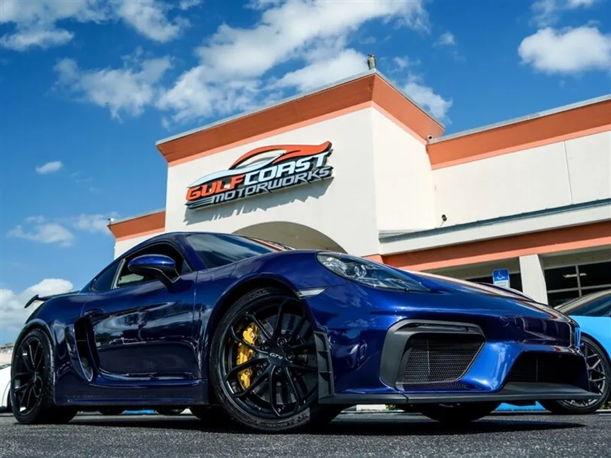2021 Porsche Cayman GT4 photo 1