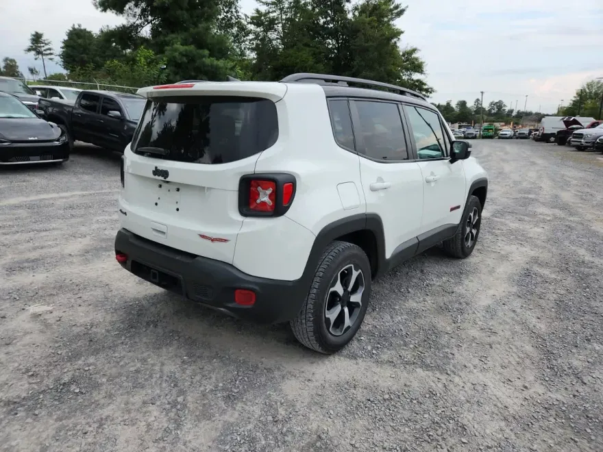 2021 Jeep Renegade Trailhawk photo 1