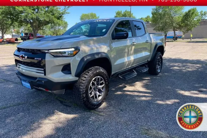 2024 Chevrolet Colorado ZR2 photo 1